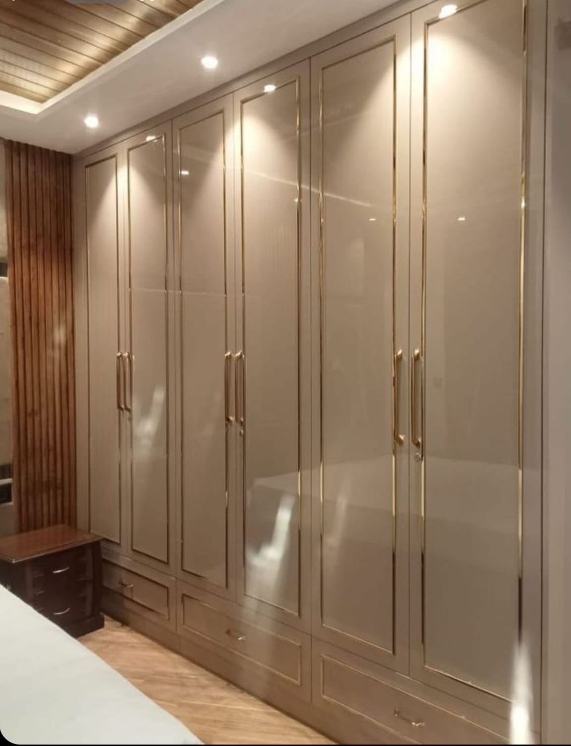 Cabinet Design 4